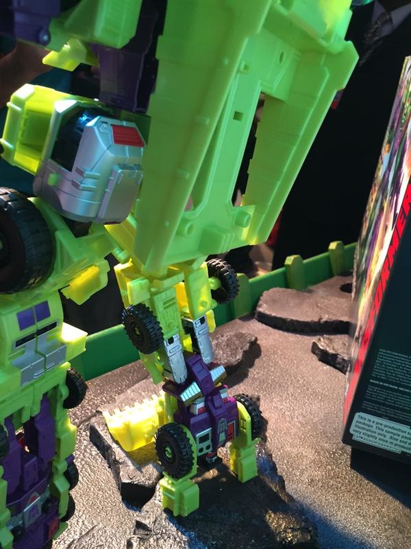 Toy Fair 2015   First Looks At Devastator Combiner Wars FIgures Images  (53 of 130)